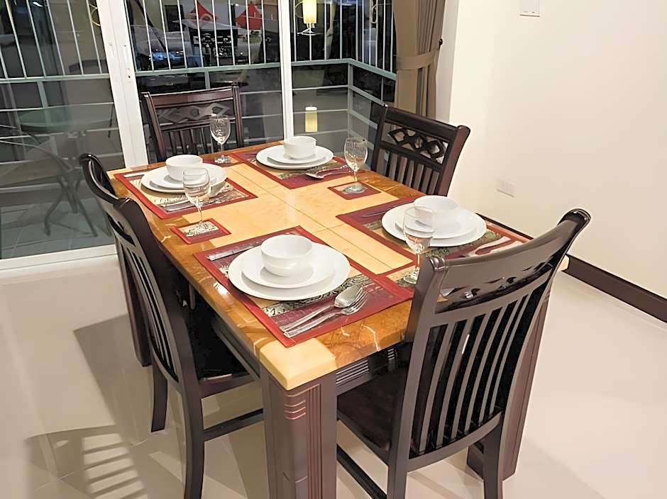 The Elegant Patong Hotel