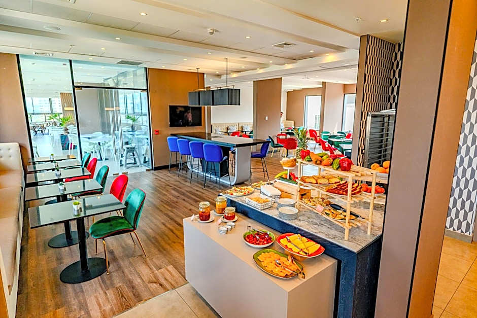 Hampton by Hilton Santiago Las Condes