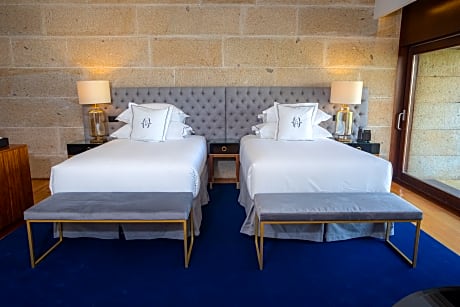 TERRACE GARDEN GRAN ROYAL FAMILY