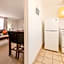 Home Style Apartments - 1 & 3 BR Suites with Full Kitchen