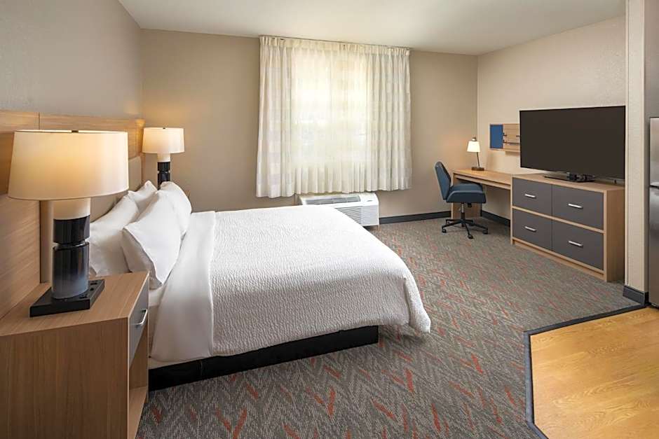 Candlewood Suites Miami Lakes By IHG