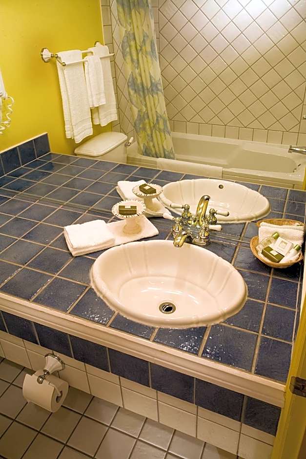 Le Manoir Du Lac Delage