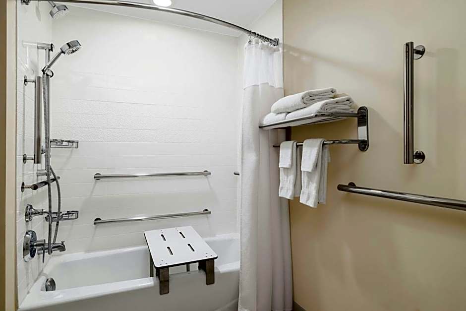 Fairfield by Marriott Inn & Suites Herndon Reston