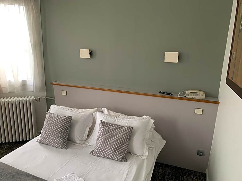 Picardy Hotel-Gare du Nord