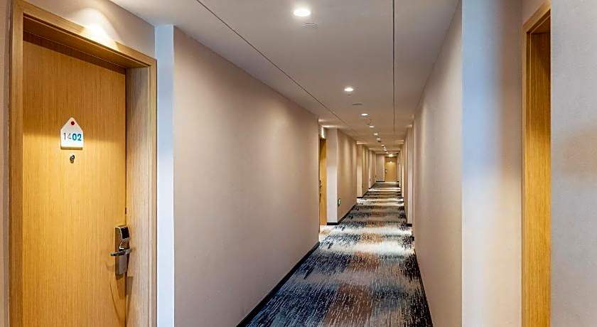 Holiday Inn Express Urumqi Station By IHG