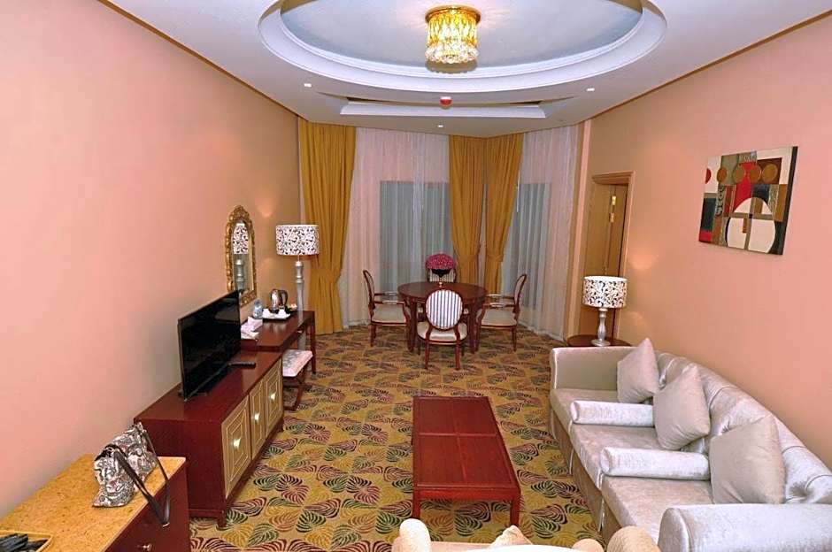 Red Castle Hotel