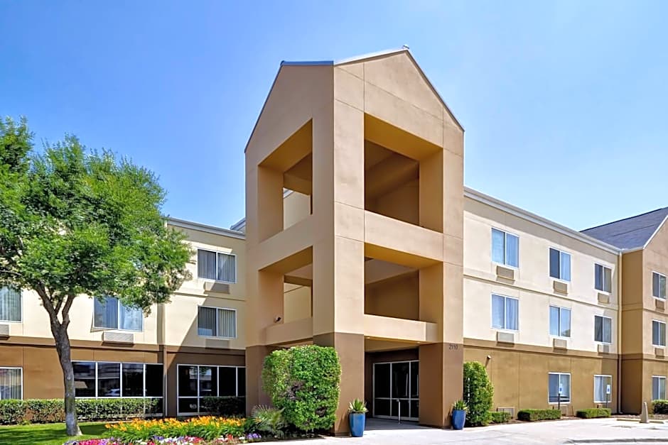 Fairfield Inn & Suites by Marriott Dallas Medical/Market Center
