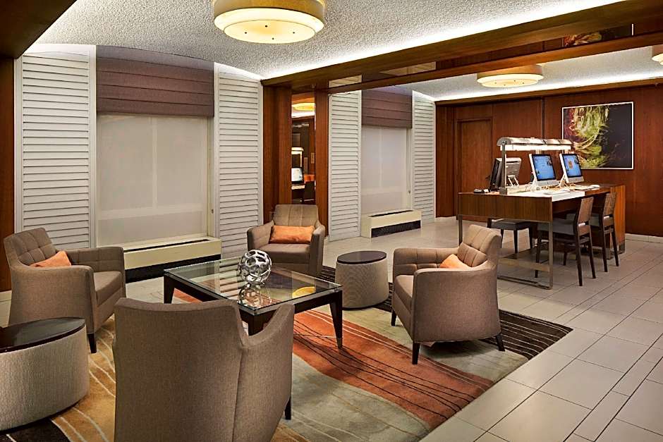 Hilton Oakland Airport