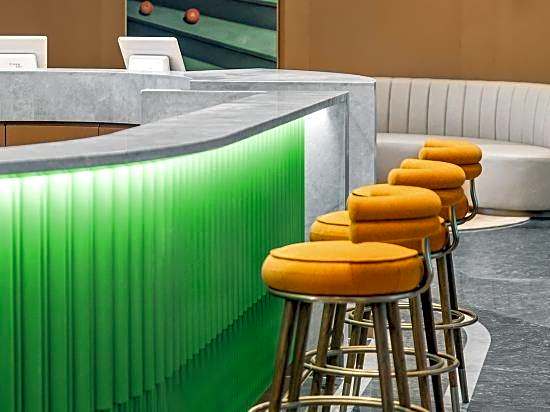 Orange Hotel(Ningbo Railway Station Lianfeng Road Store)