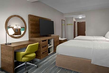 Queen Room with Two Queen Beds - Non-Smoking