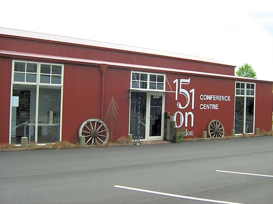 151 On London Motel & Conference Centre