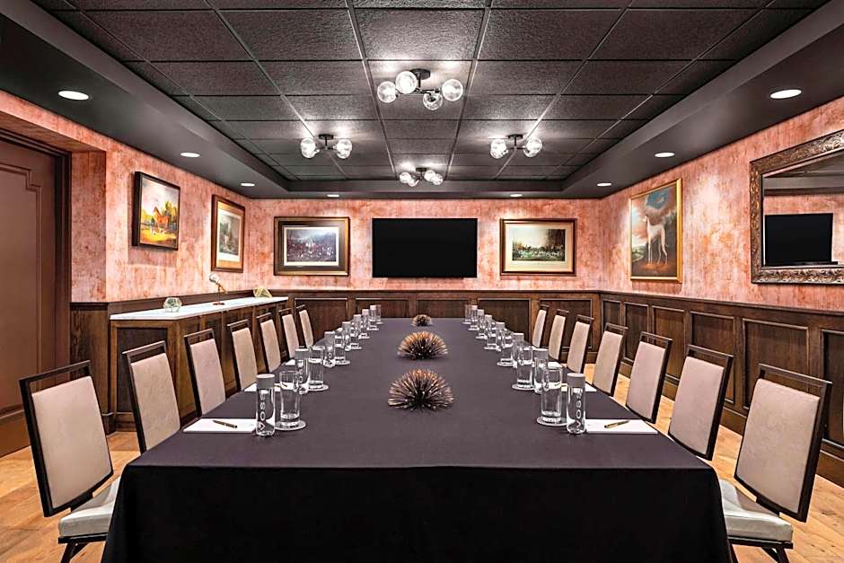 Hotel LeVeque, Autograph Collection by Marriott