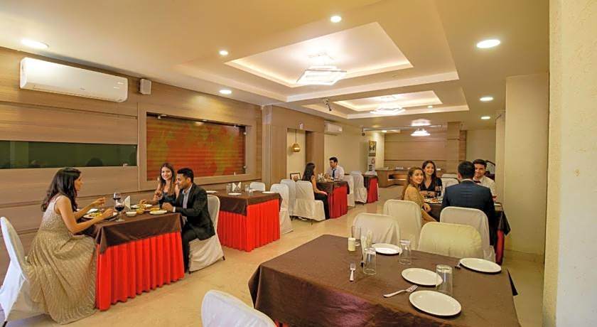 FabHotel Kamla Regency