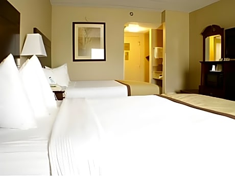 Double with 2 Double Beds - Smoking