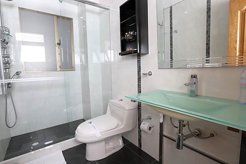 Suites 108