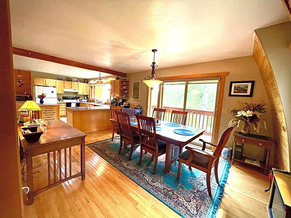 Moss Mountain Inn