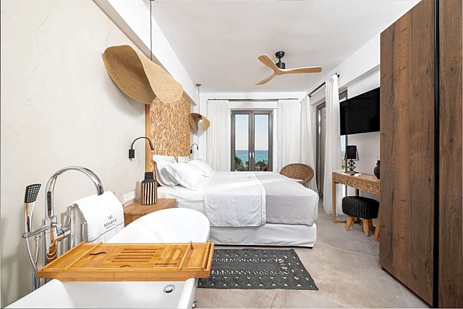 Mnḗmē Suites & Villas