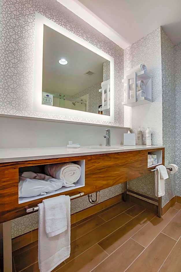 Hampton Inn & Suites by Hilton Louisville East Oxmoor