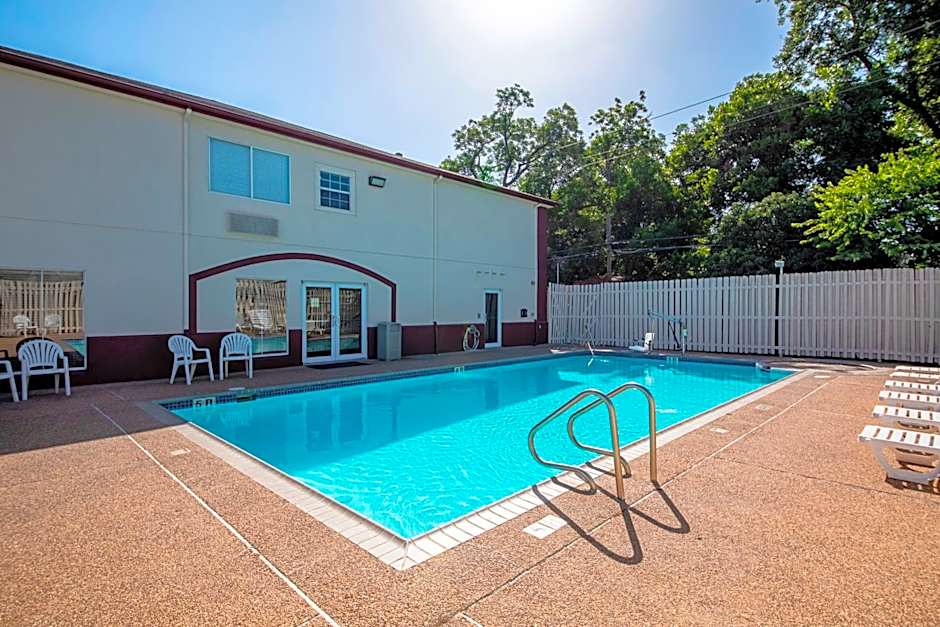 Red Roof Inn San Marcos