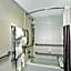La Quinta Inn & Suites by Wyndham New Haven