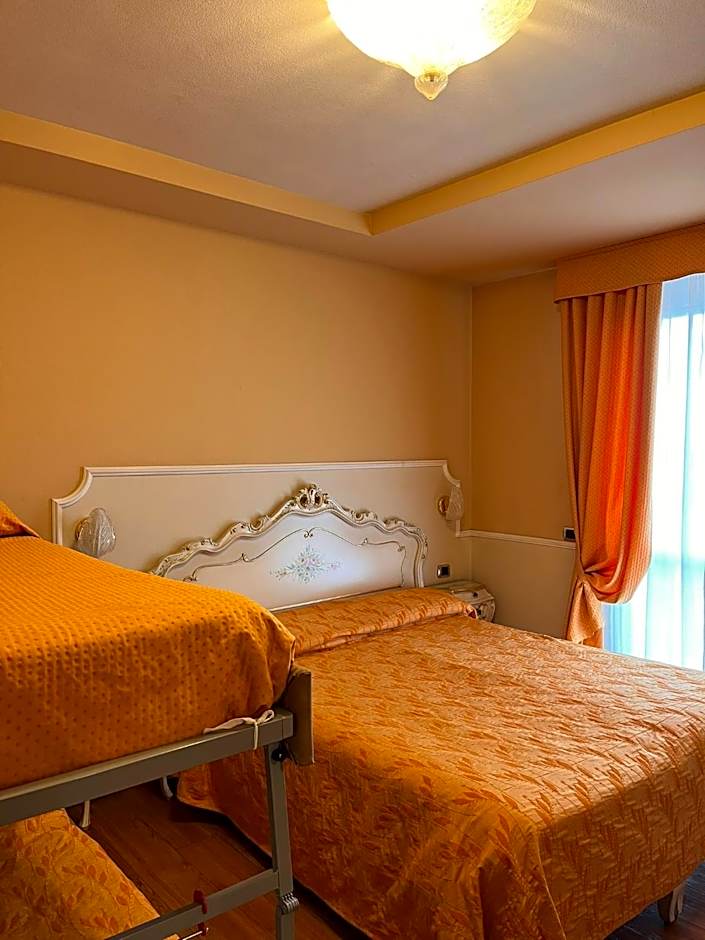 Hotel Confine