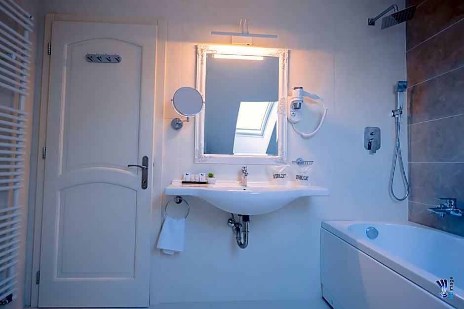 Hotel La Belle Epoque