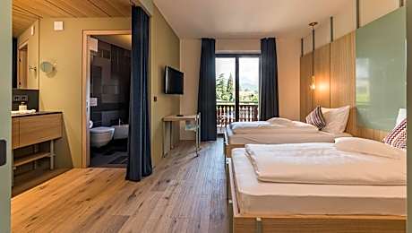 Deluxe Double Room with Balcony