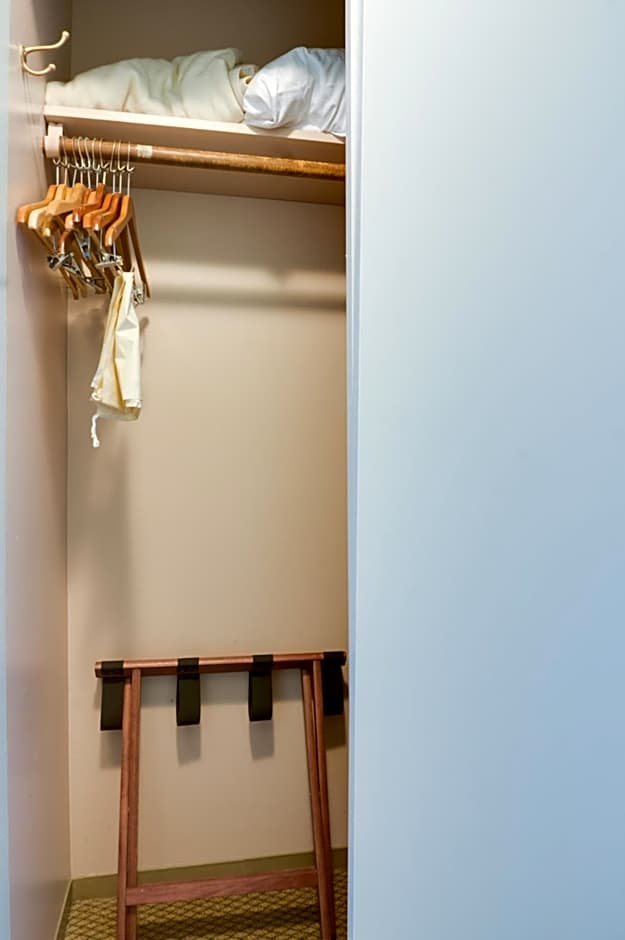 Red Lion Hotel Monterey