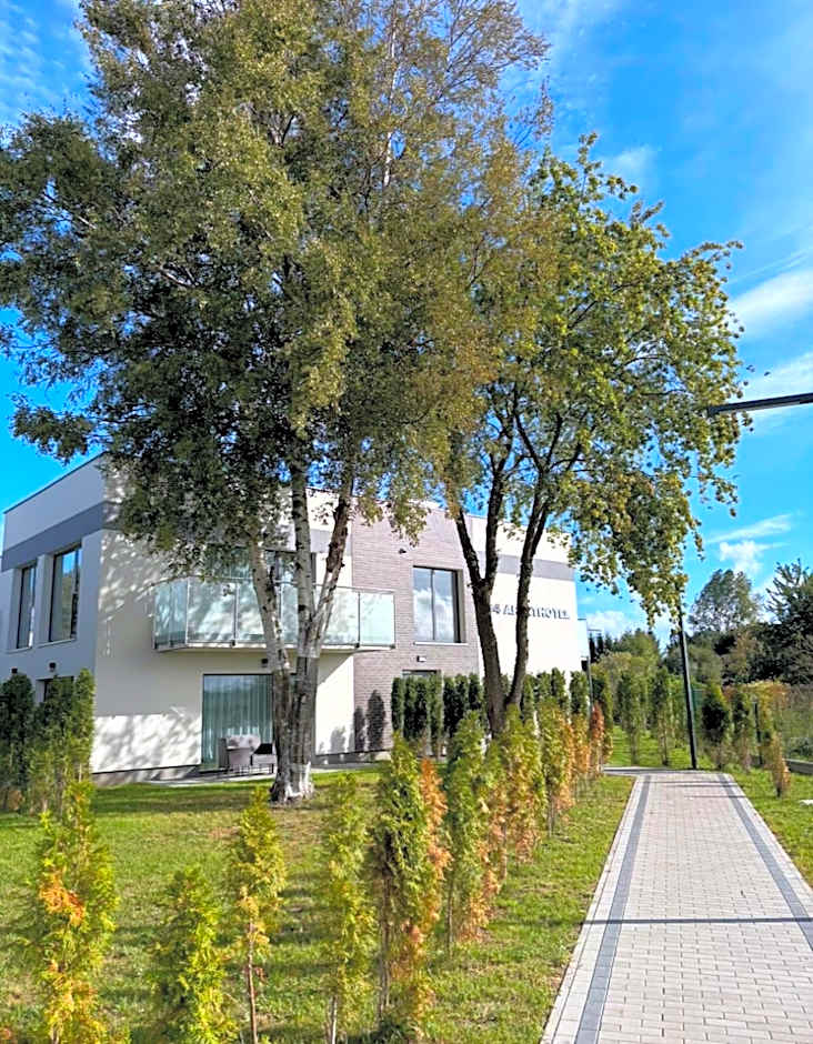 Hotel i Apartamenty Gorzelanny Dźwirzyno
