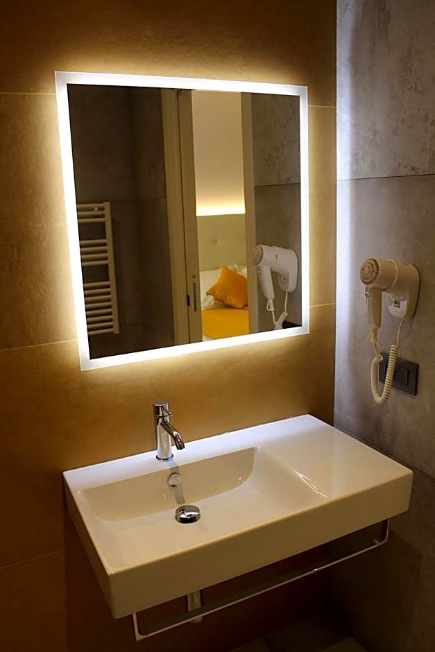 B&B Primrose Residence Hotel