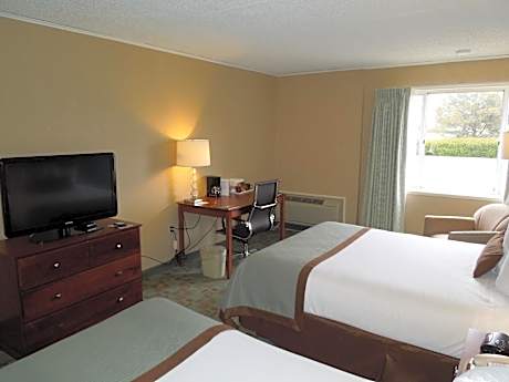 Queen Room with Two Queen Beds - Mobility Access/Non-Smoking
