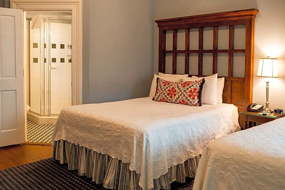 The Marshall House, Historic Inns of Savannah Collection