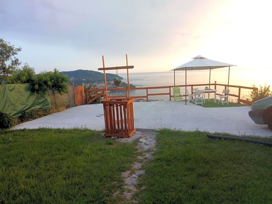 Una terrazza sul mare