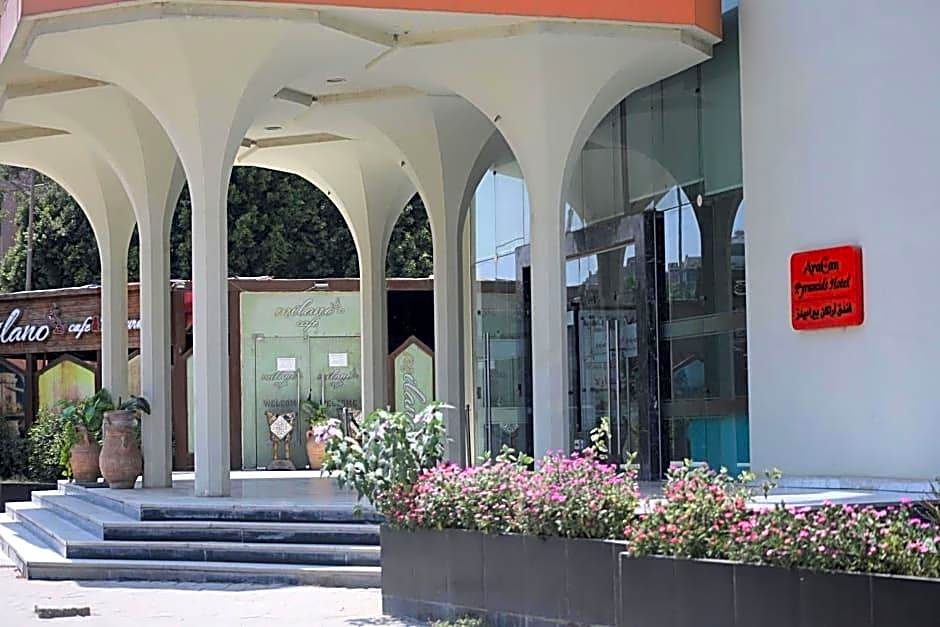 Aracan Pyramids Hotel