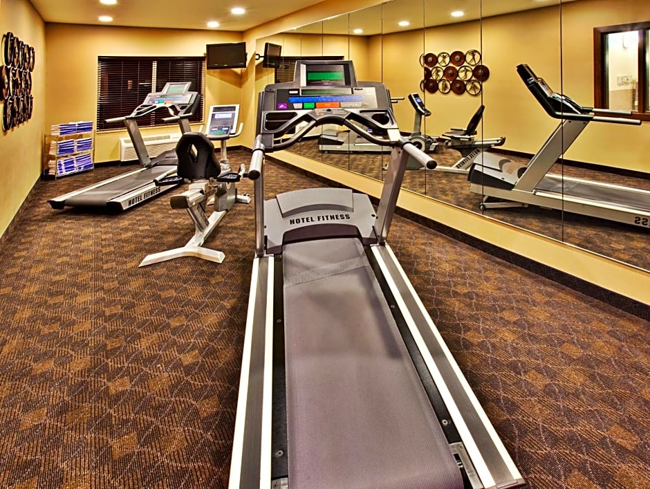 Holiday Inn Express Hotel & Suites - Dubuque West, an IHG Hotel