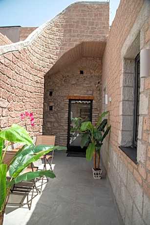 Deluxe Double Studio