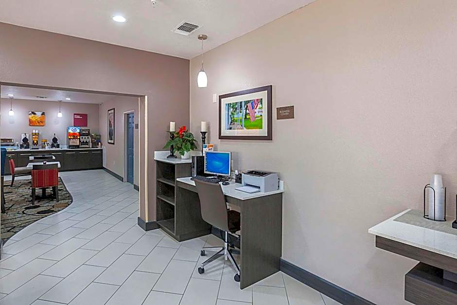 Comfort Suites Vista Ridge Mall