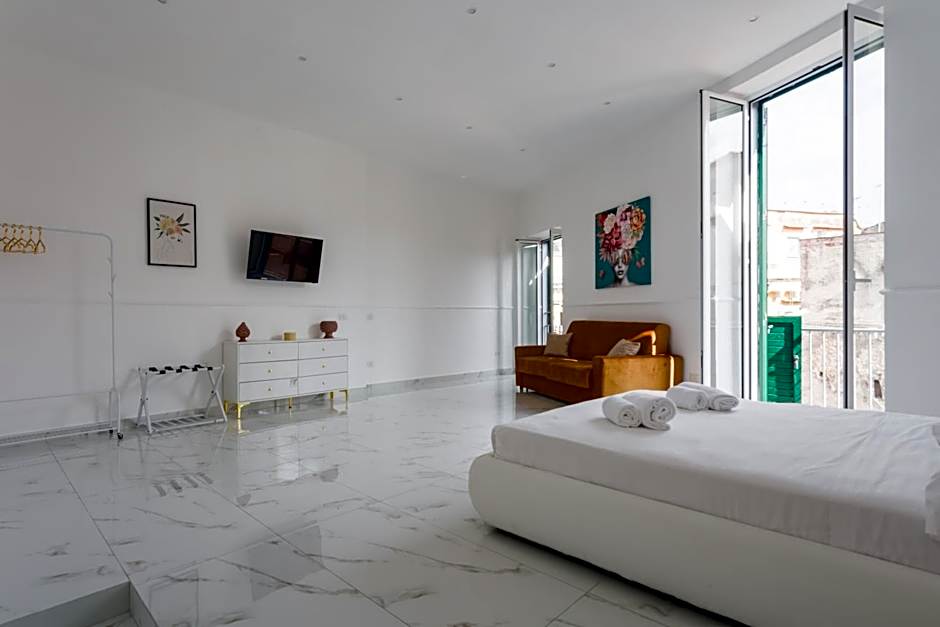 Golden Suites by Dimorra