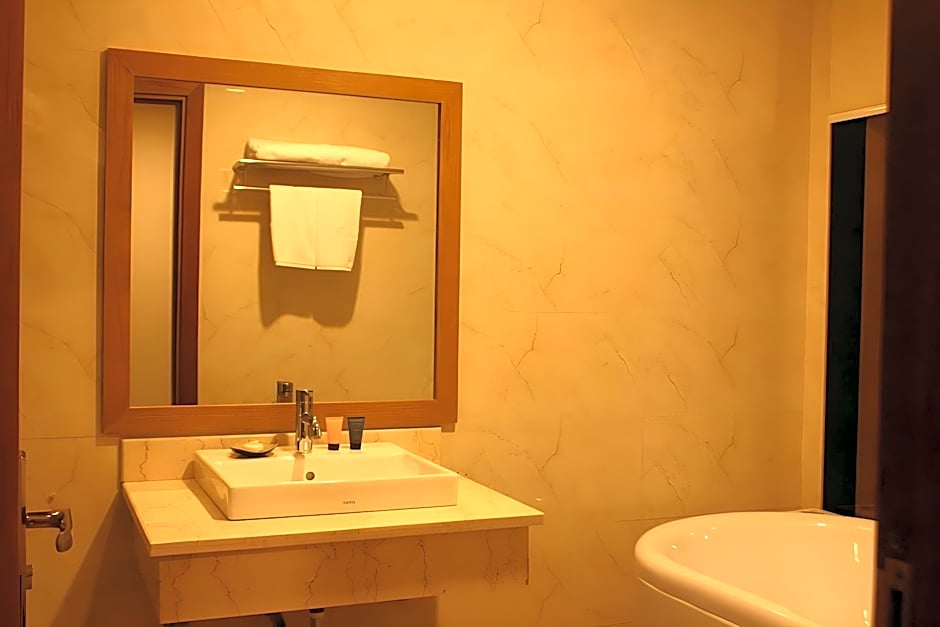 Muong Thanh Cua Dong Hotel