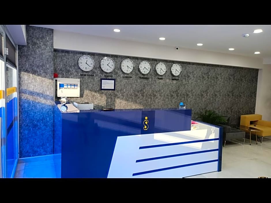 Royal City Hotel Old Town