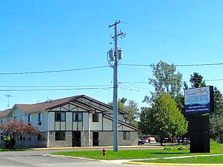 Oscoda Lakeside Hotel