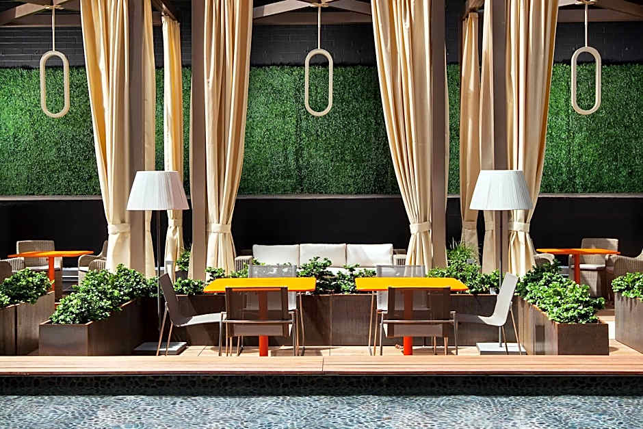 Sheraton Grand Los Angeles