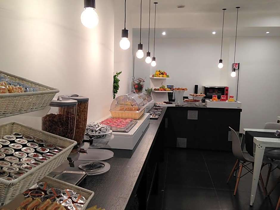 Navona Theatre Hotel