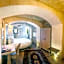 Tafoni Houses Cave Hotel