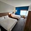 Holiday Inn Express Hotel & Suites Cincinnati-Blue Ash By IHG
