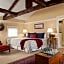 Harbor Light Inn