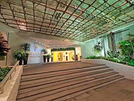 Tesoro Manzanillo All Inclusive
