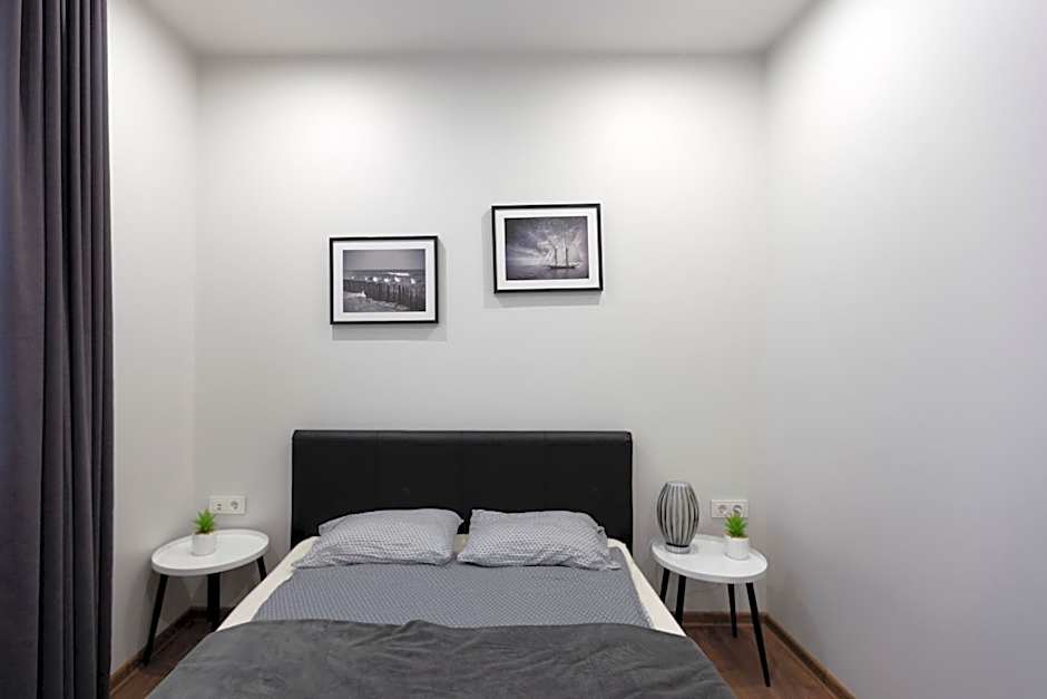 Oak house apartments