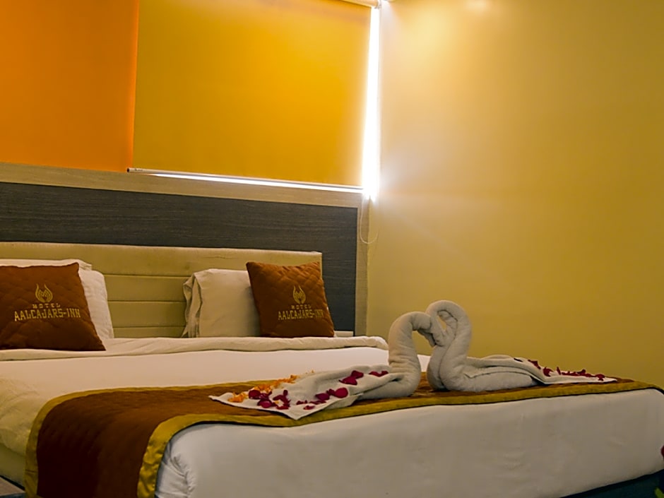 Hotel Aalcajars Inn