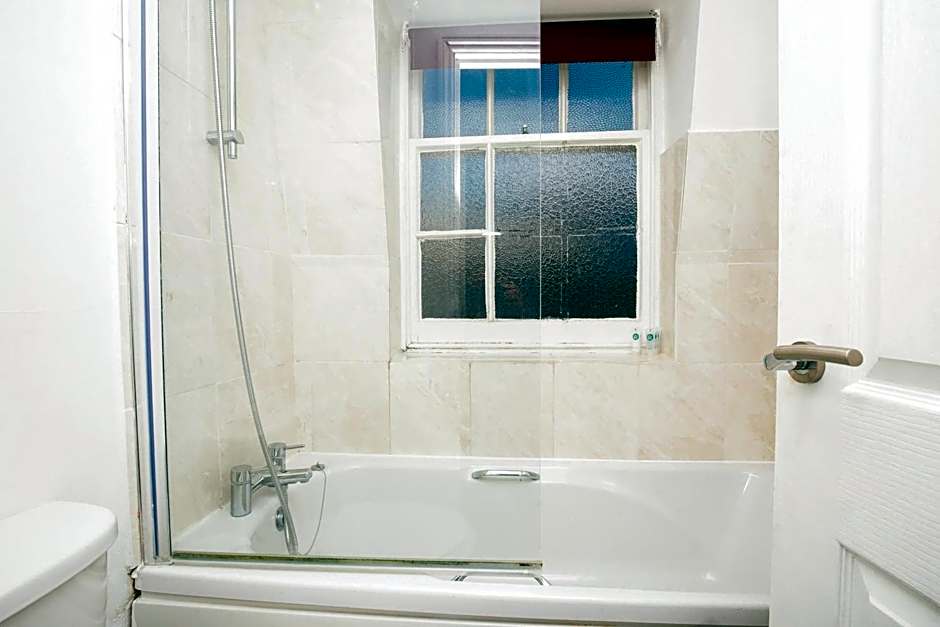 Cambridge City Studios by Paymán Club